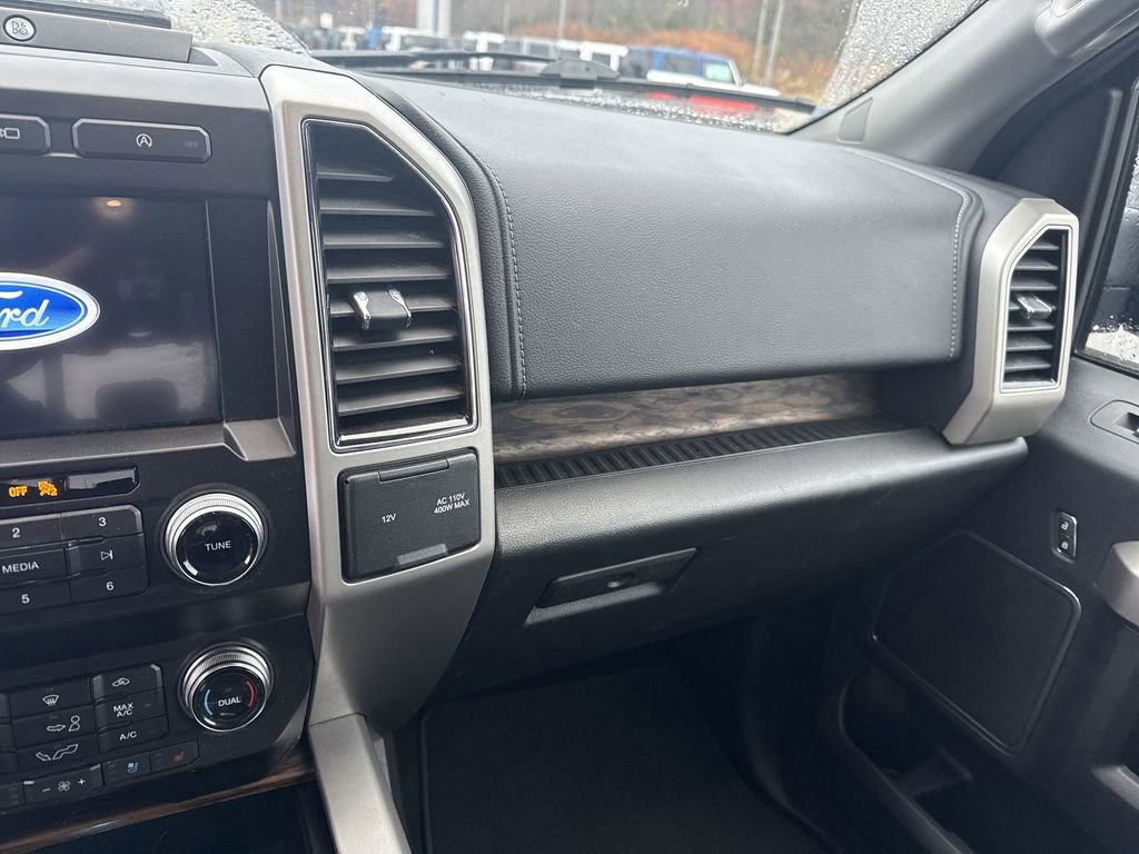 Used 2019 Ford F150 Lariat w/ Equipment Group 502A Luxury image 11