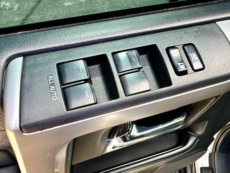 Used 2019 Toyota 4Runner SR5 image 10