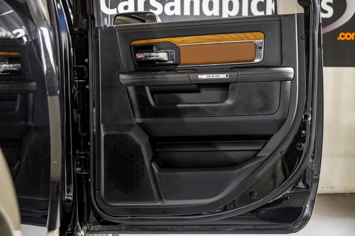 Used 2016 RAM 2500 Longhorn image 37