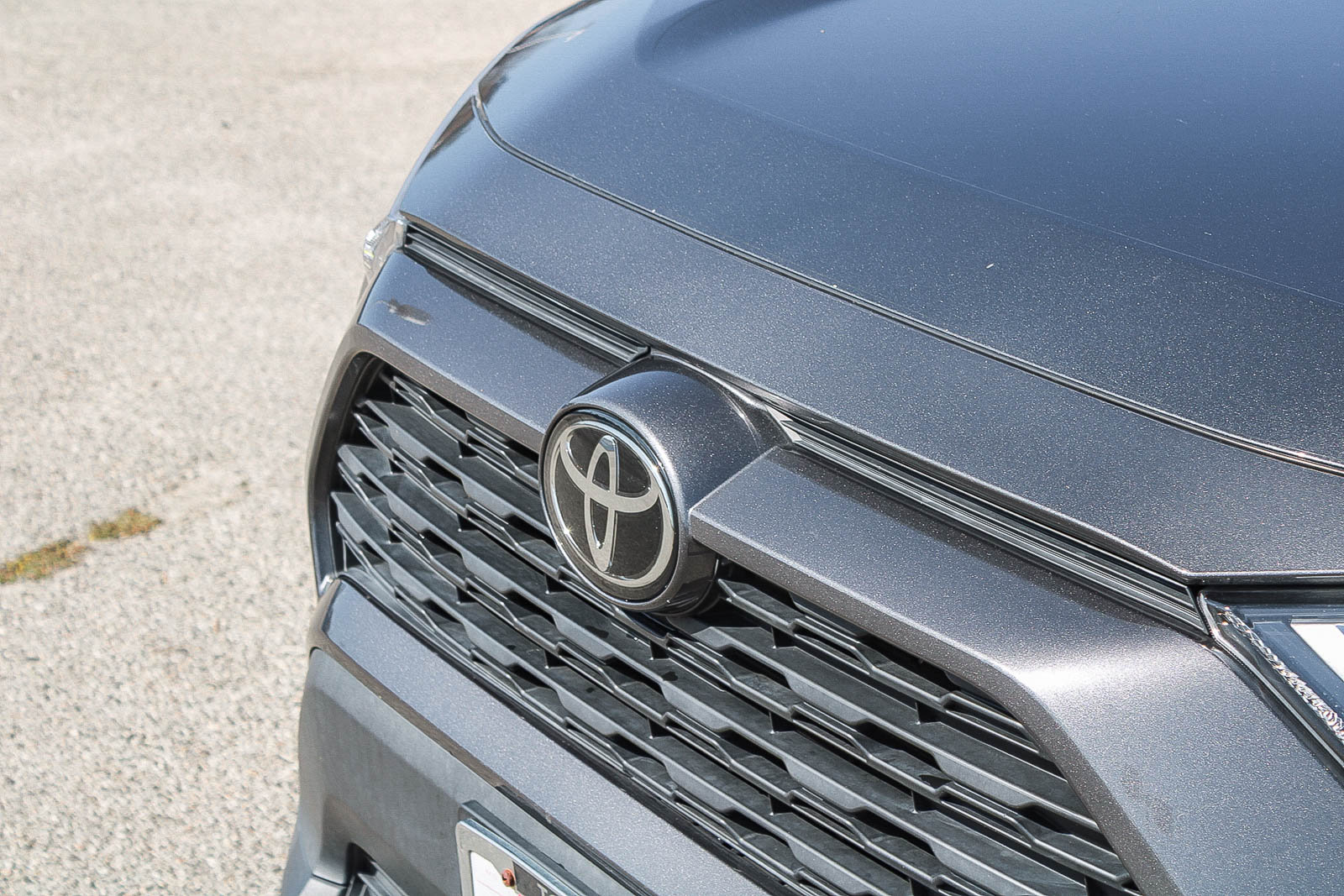 Used 2023 Toyota RAV4 XLE Premium FWD image 6
