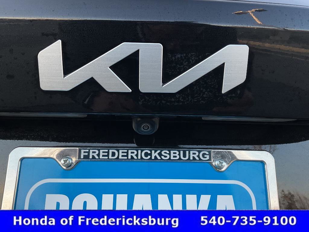 Used 2022 Kia Sorento S image 13