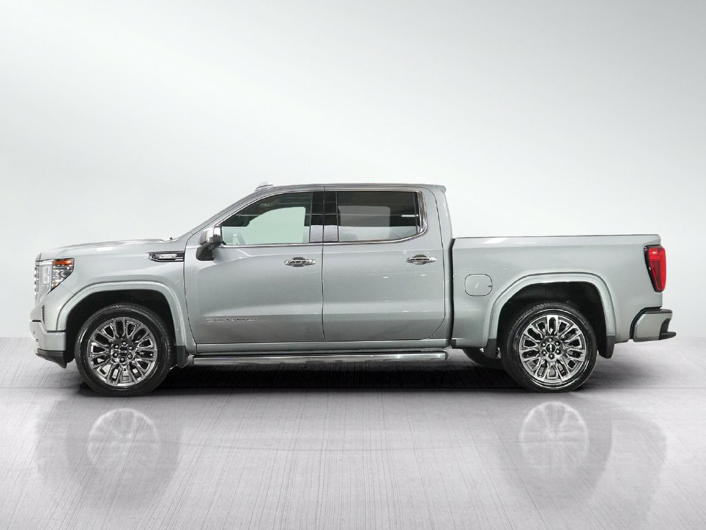 Used 2025 GMC Sierra 1500 Denali Ultimate AWD/4WD image 3