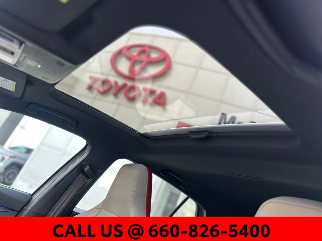 Used 2024 Volkswagen GTI Autobahn w/ MDO Package image 11