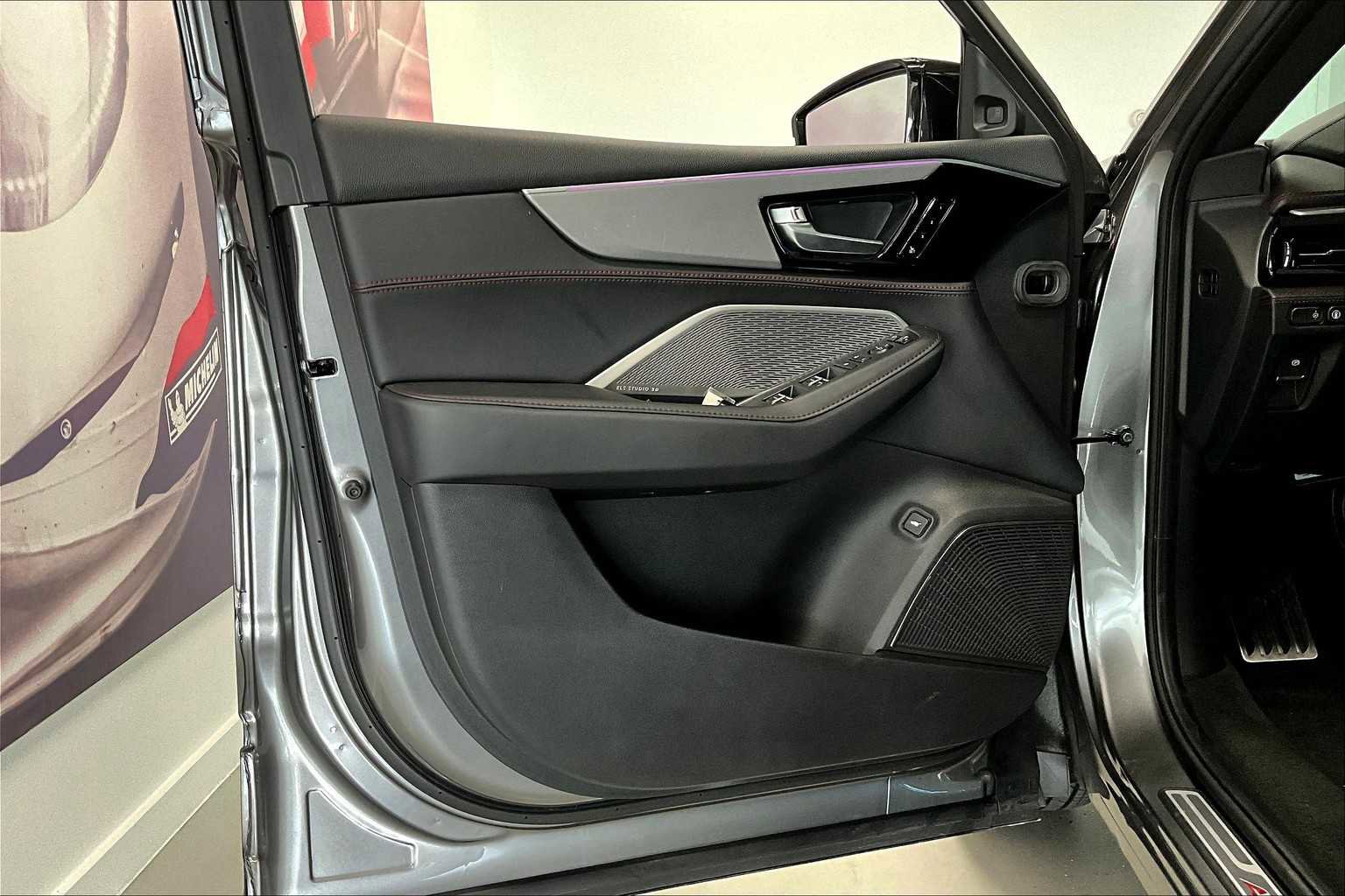 Certified 2024 Acura MDX A-Spec image 25