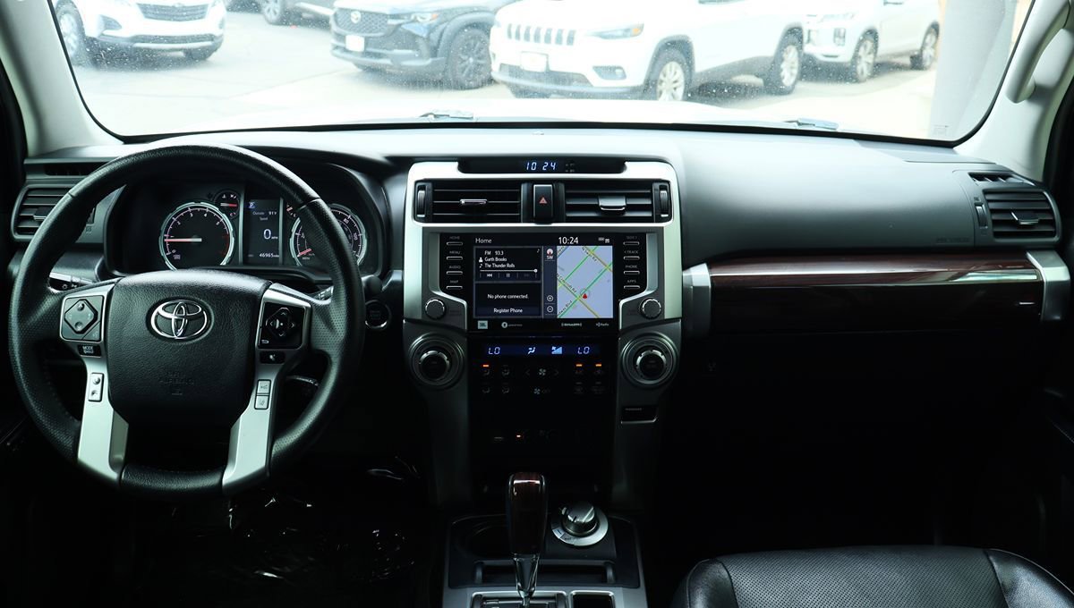 Used 2022 Toyota 4Runner Limited AWD/4WD image 37