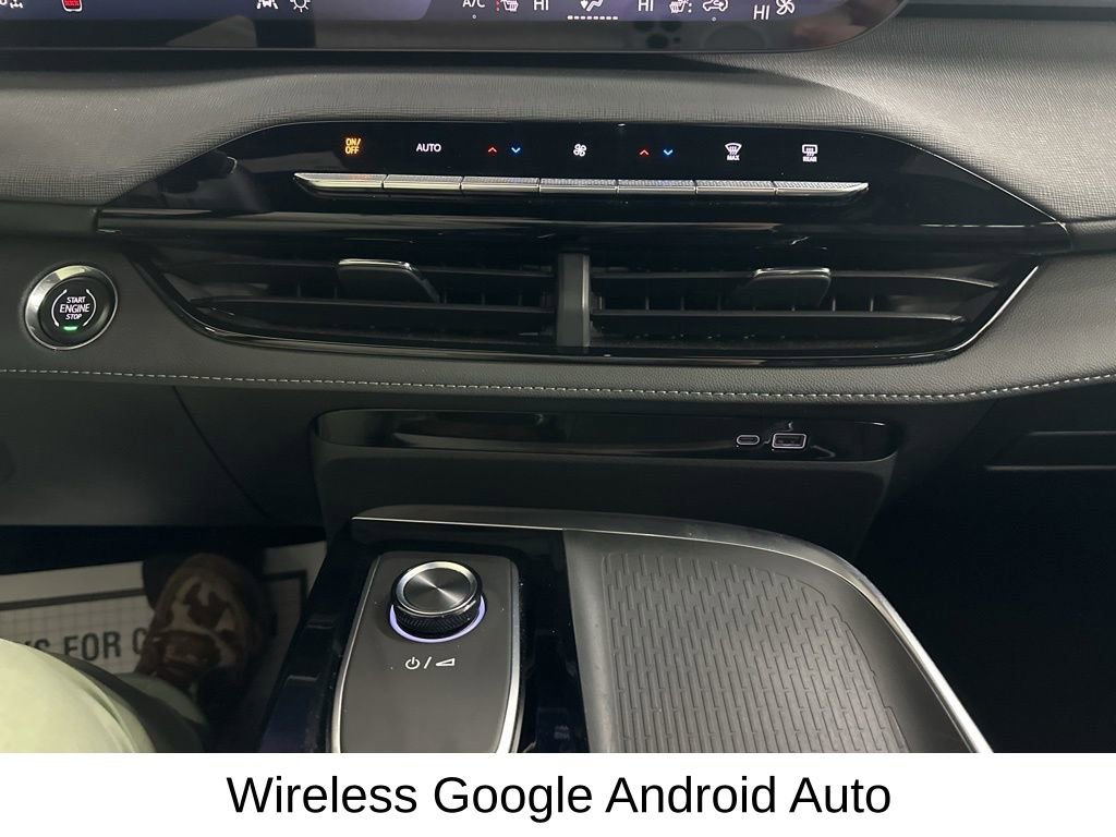 Used 2025 Buick Enclave Preferred image 44