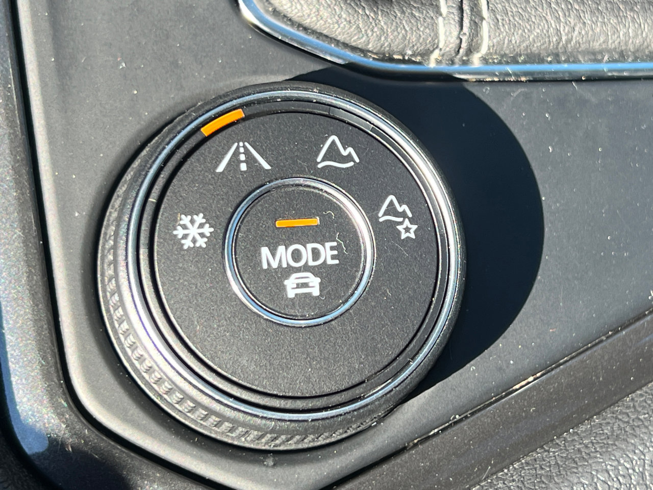 Used 2022 Volkswagen Tiguan S image 29