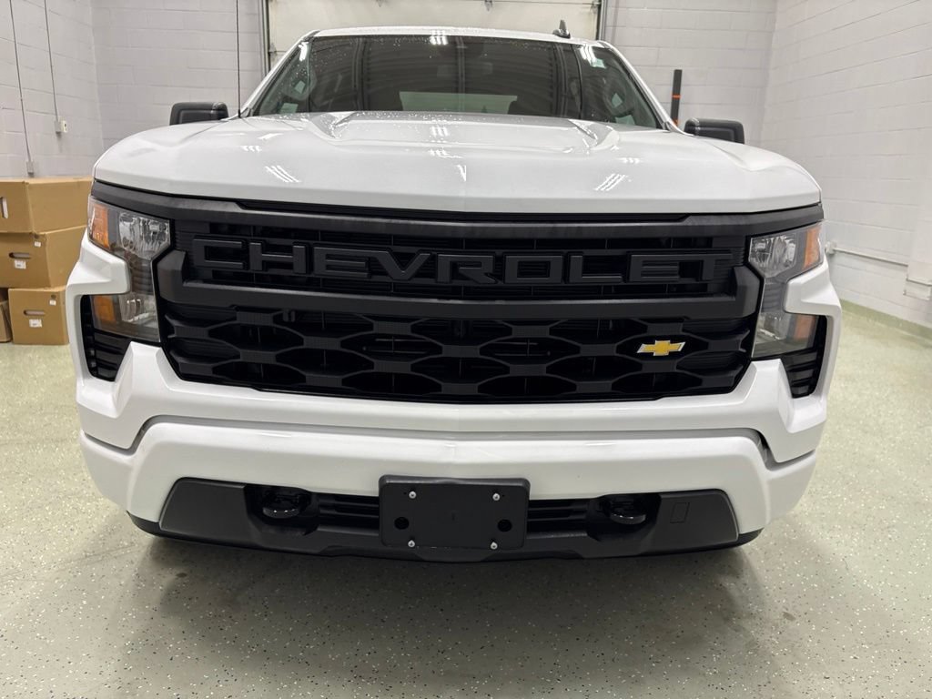 Used 2026 Chevrolet Silverado 1500 Custom AWD/4WD image 10