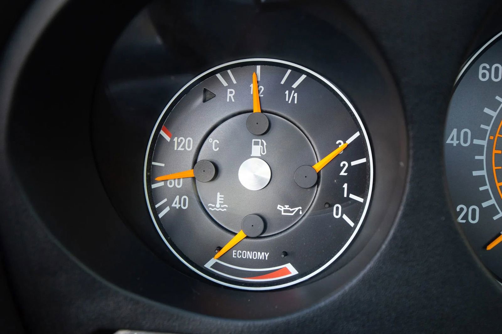 Used 1989 Mercedes-Benz 560 SL image 27