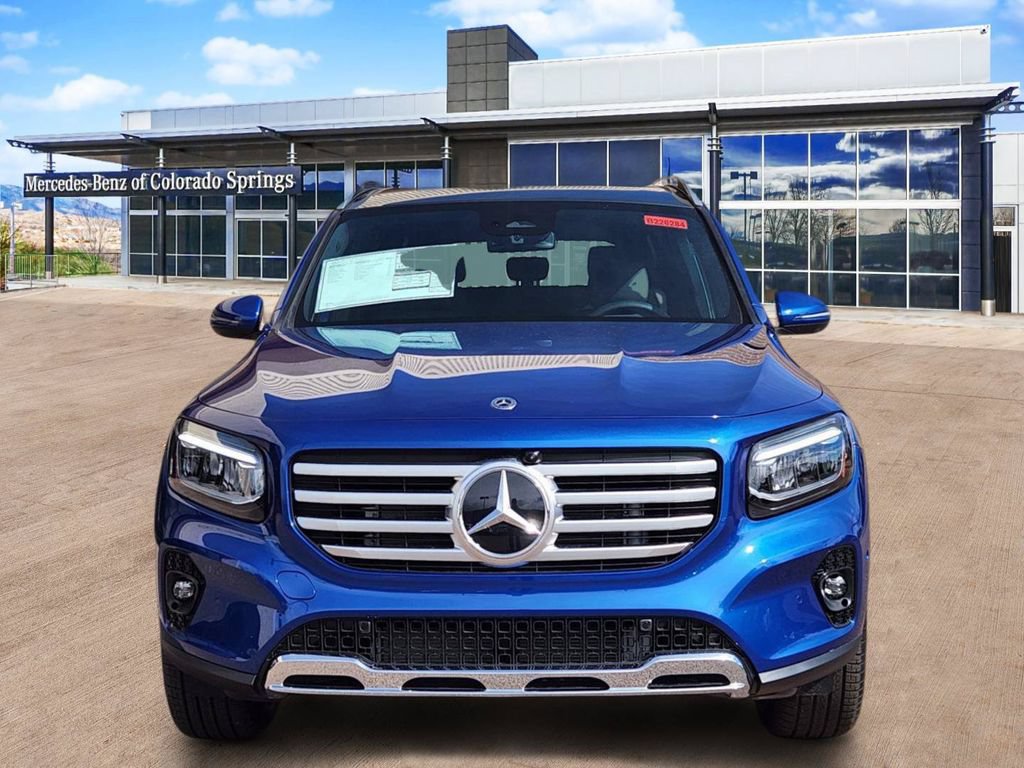 New 2026 Mercedes-Benz GLB 250 4MATIC image 2