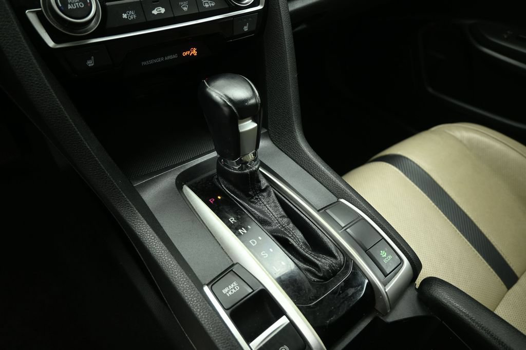 Used 2016 Honda Civic Touring image 14