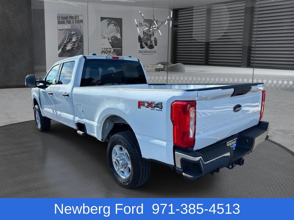 Used 2025 Ford F350 XLT w/ FX4 Off-Road Package AWD/4WD image 7