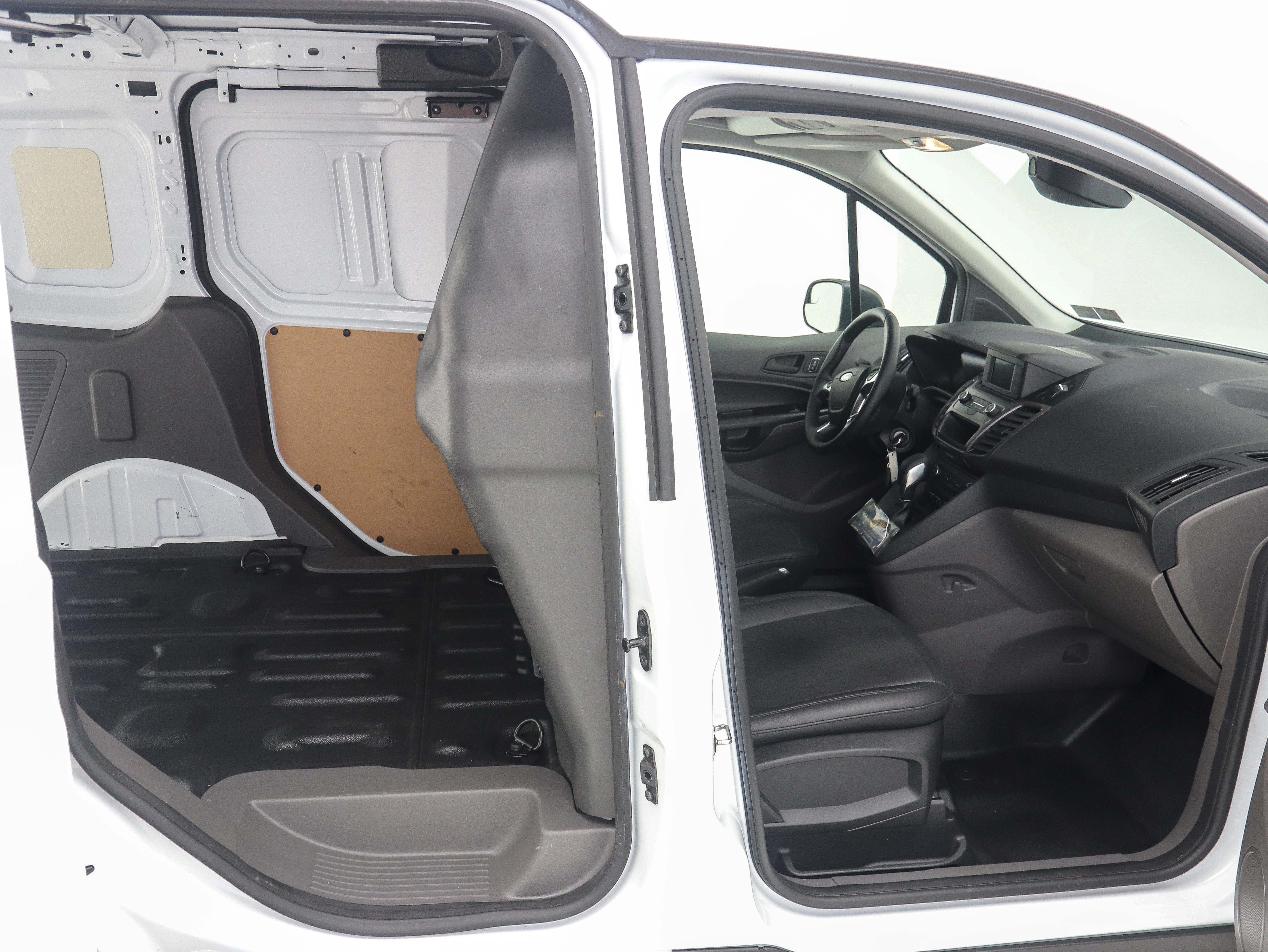 Used 2023 Ford Transit Connect XL FWD image 13