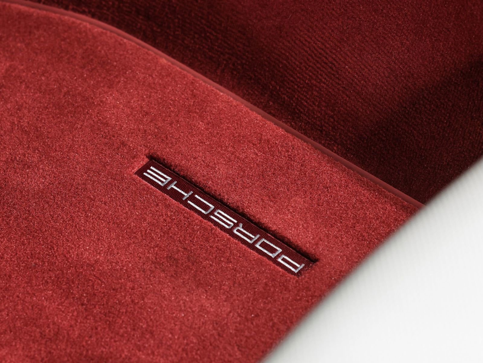 Used 2025 Porsche 911 Turbo S image 17