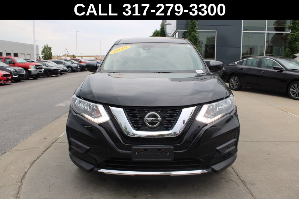 Used 2019 Nissan Rogue S AWD/4WD image 2