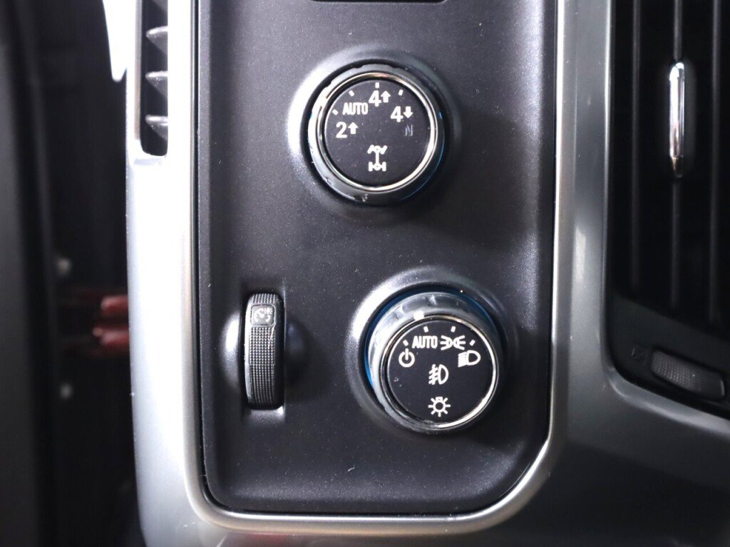 Used 2016 Chevrolet Silverado 1500 LTZ image 10