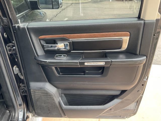 Used 2013 RAM 2500 Laramie w/ Cold Weather Group AWD/4WD image 19