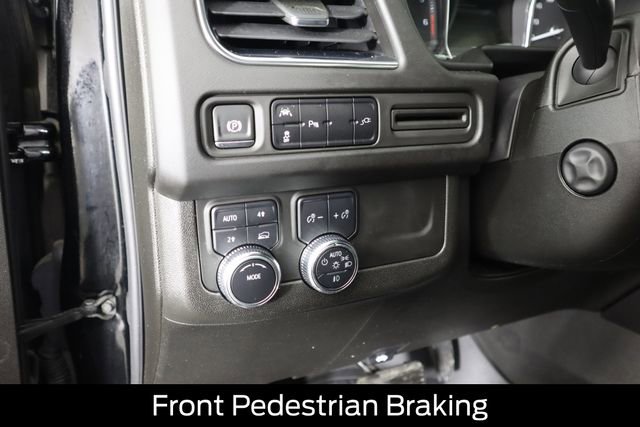 Used 2021 GMC Yukon XL SLT w/ SLT Premium Package image 38