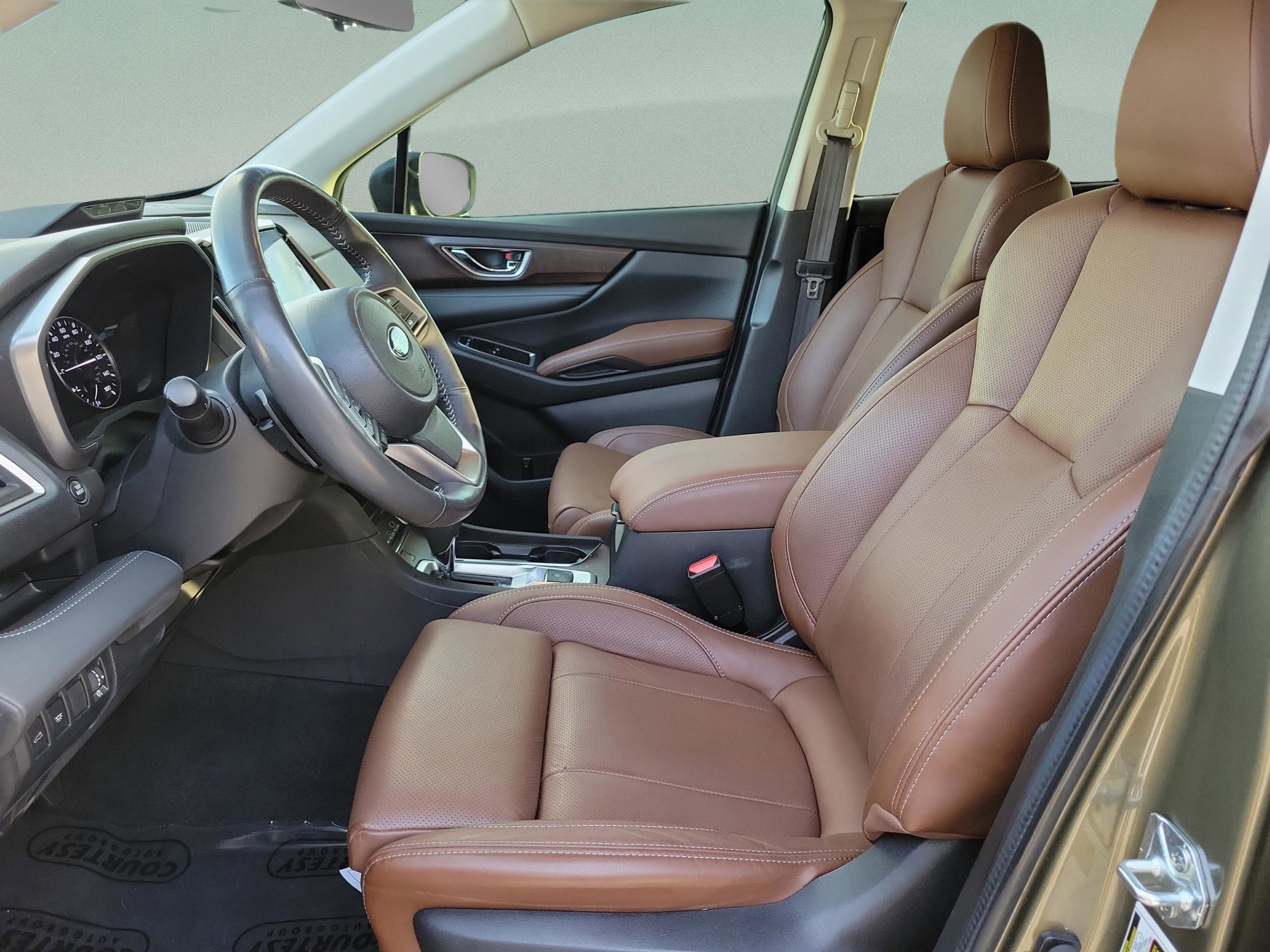 Used 2024 Subaru Ascent Touring w/ Popular Package #2 AWD/4WD image 16