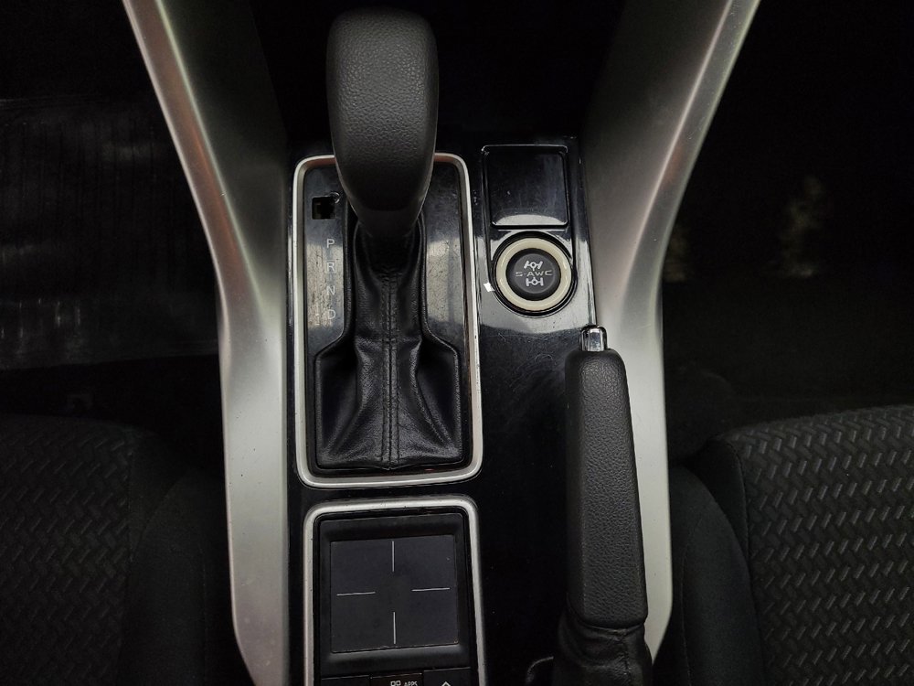 Used 2019 Mitsubishi Eclipse Cross LE image 26