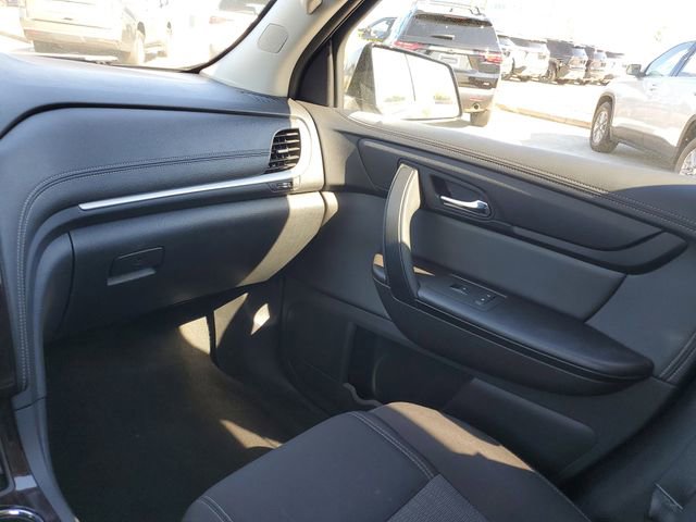 Used 2016 Chevrolet Traverse LT image 10