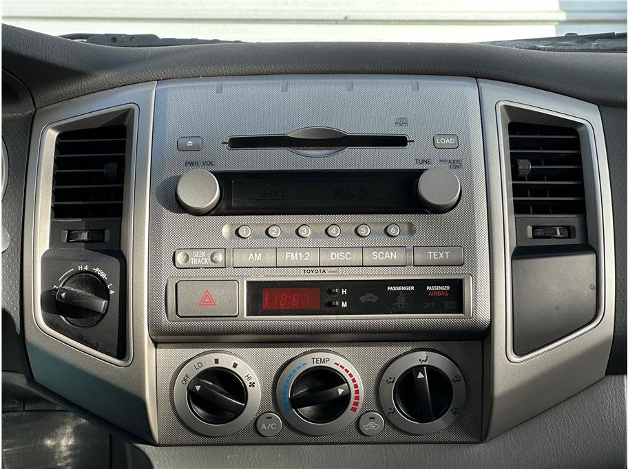Used 2005 Toyota Tacoma 4x4 Double Cab image 22