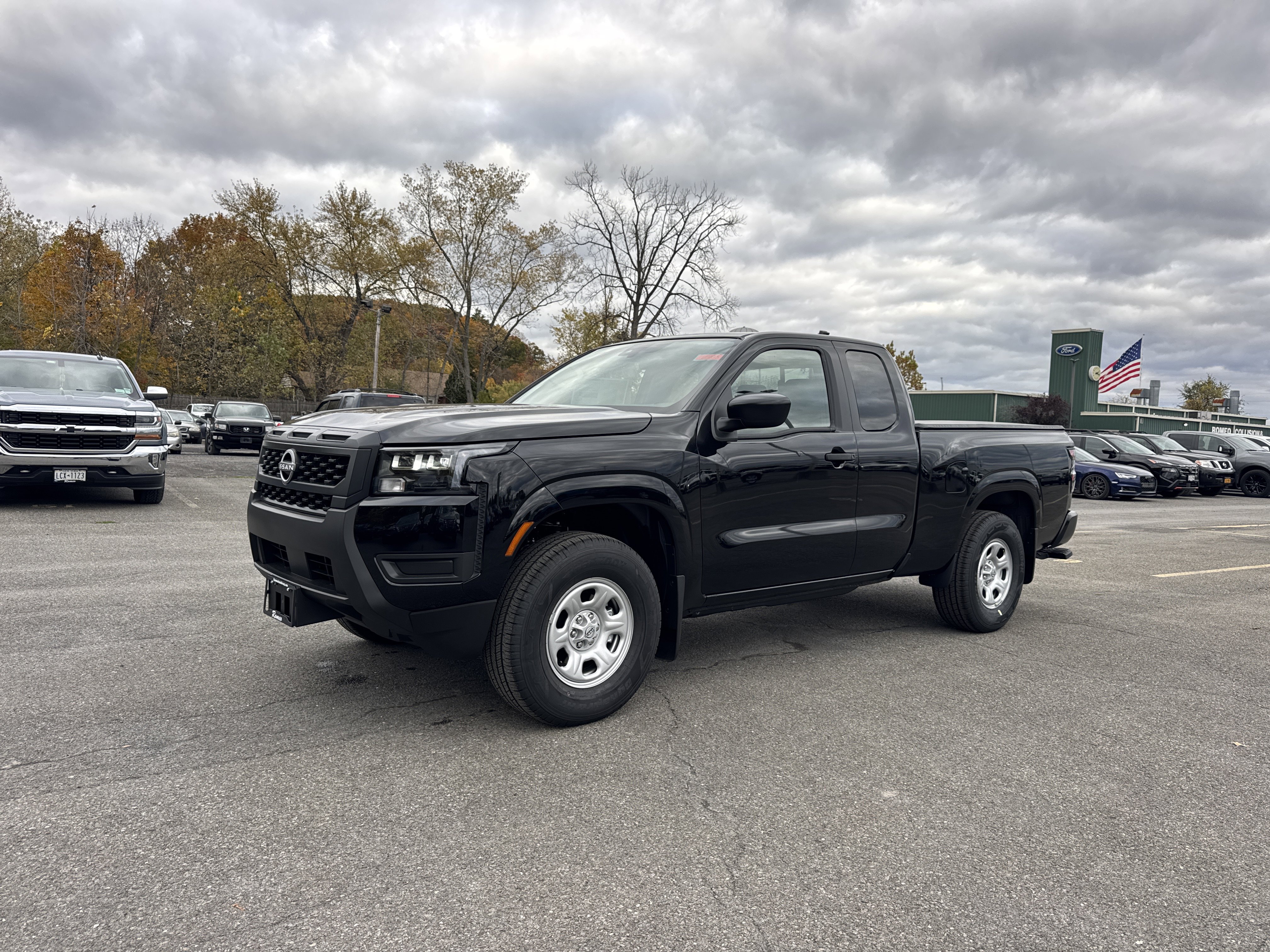 New 2026 Nissan Frontier S image 1