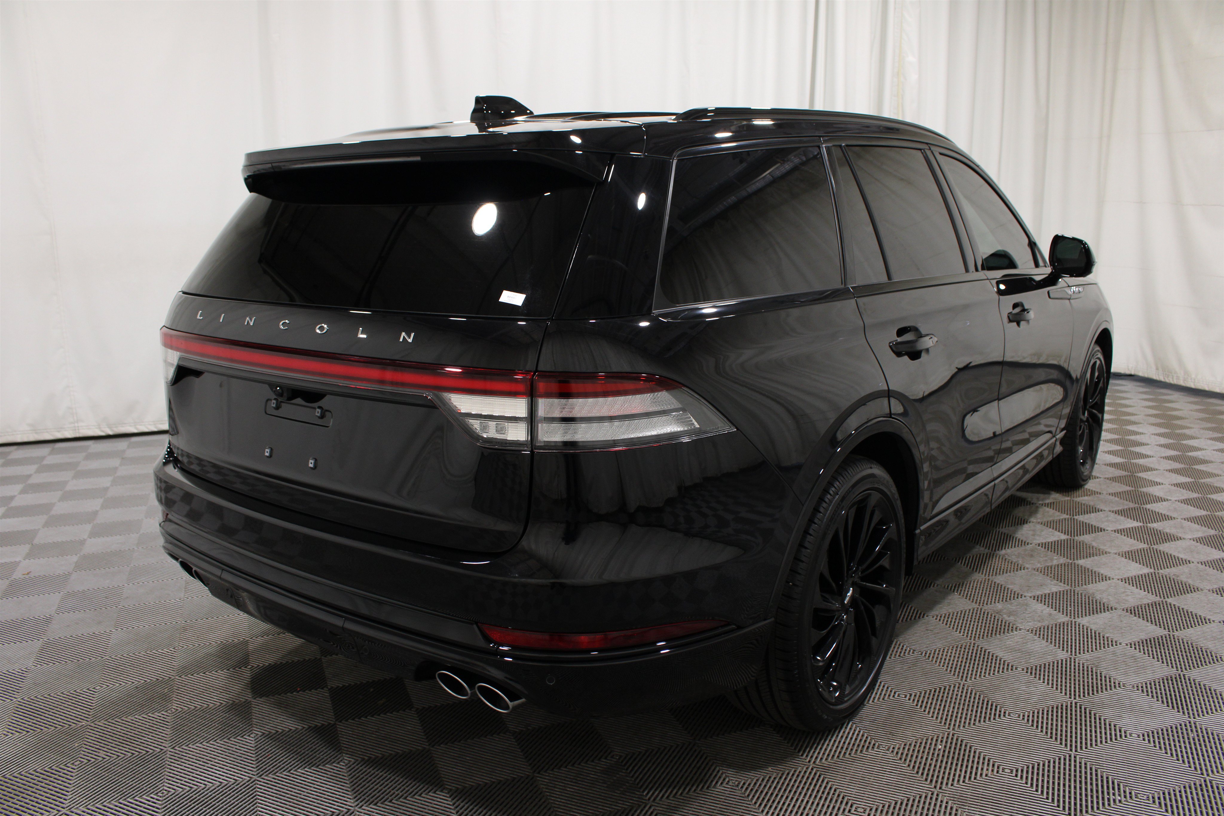 Certified 2026 Lincoln Aviator Reserve AWD/4WD image 34