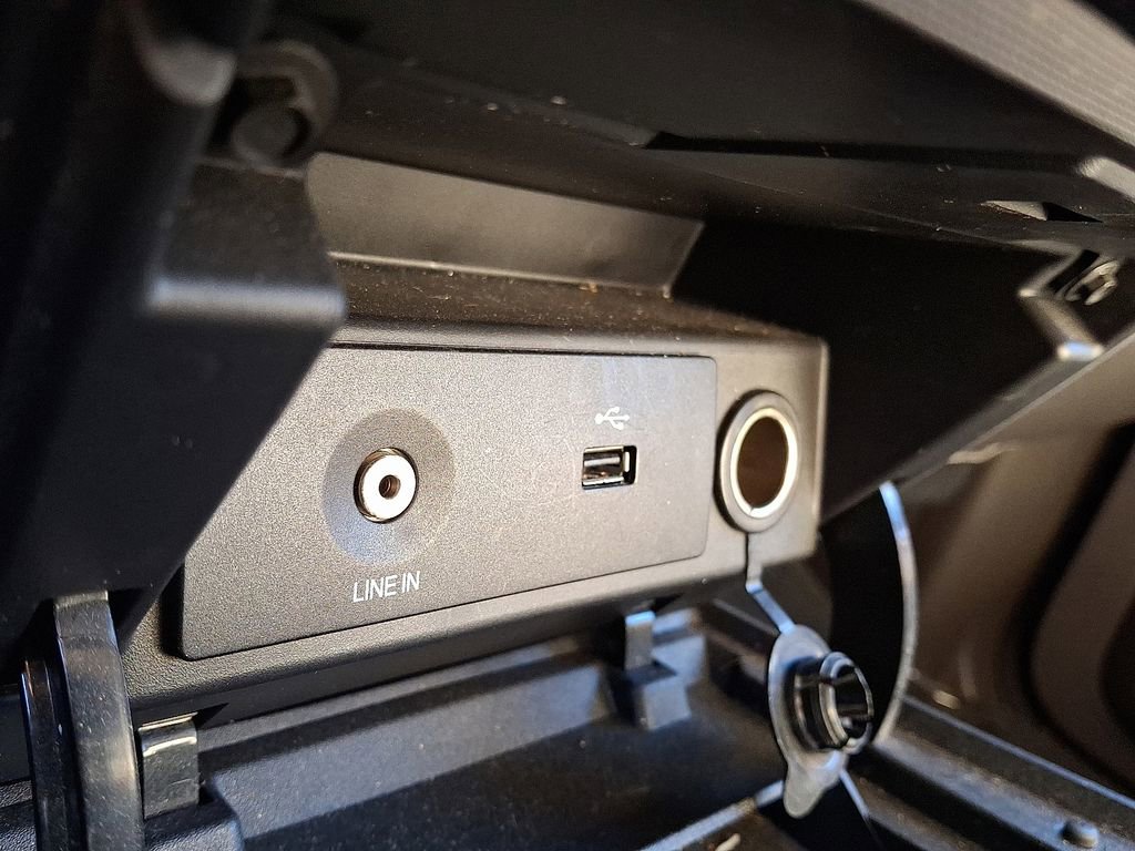 Used 2013 Ford F150 XLT w/ Luxury Equipment Group image 24