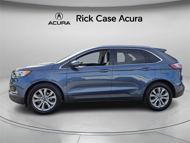 Used 2019 Ford Edge Titanium image 3