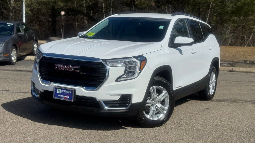 Used 2023 GMC Terrain SLE w/ Driver Convenience Package