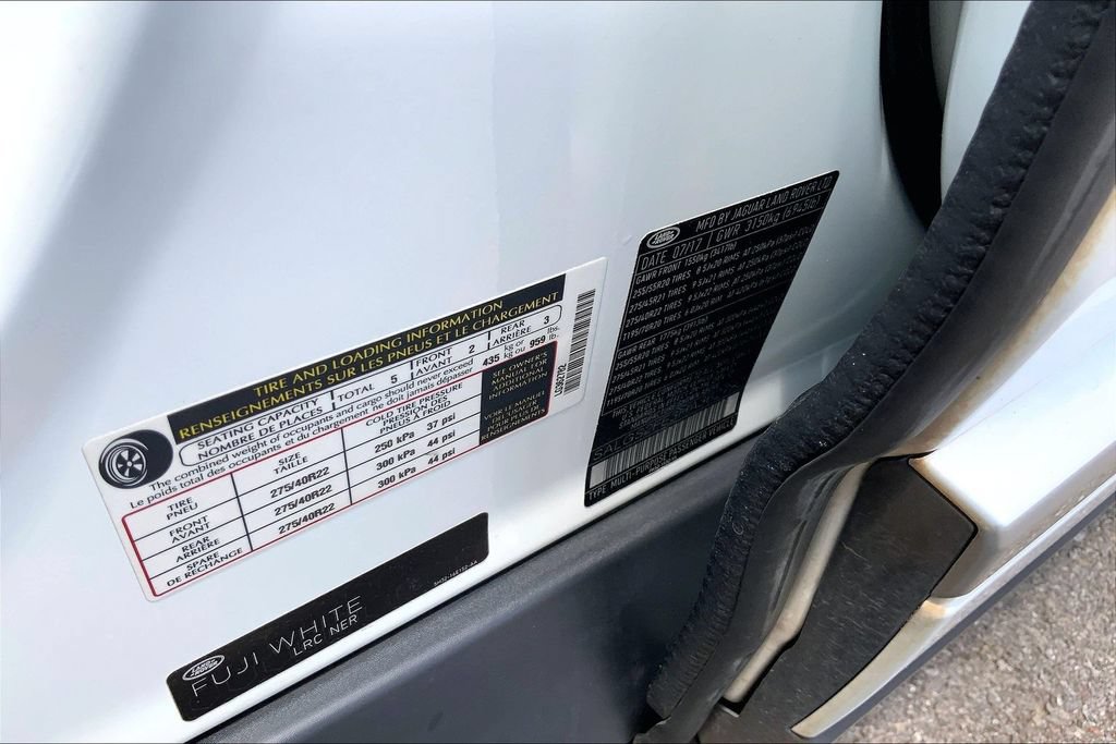 Used 2017 Land Rover Range Rover Supercharged AWD/4WD image 18
