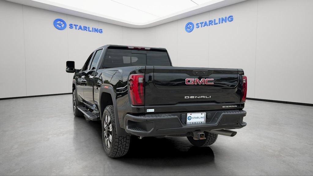 Used 2024 GMC Sierra 2500 Denali AWD/4WD image 6