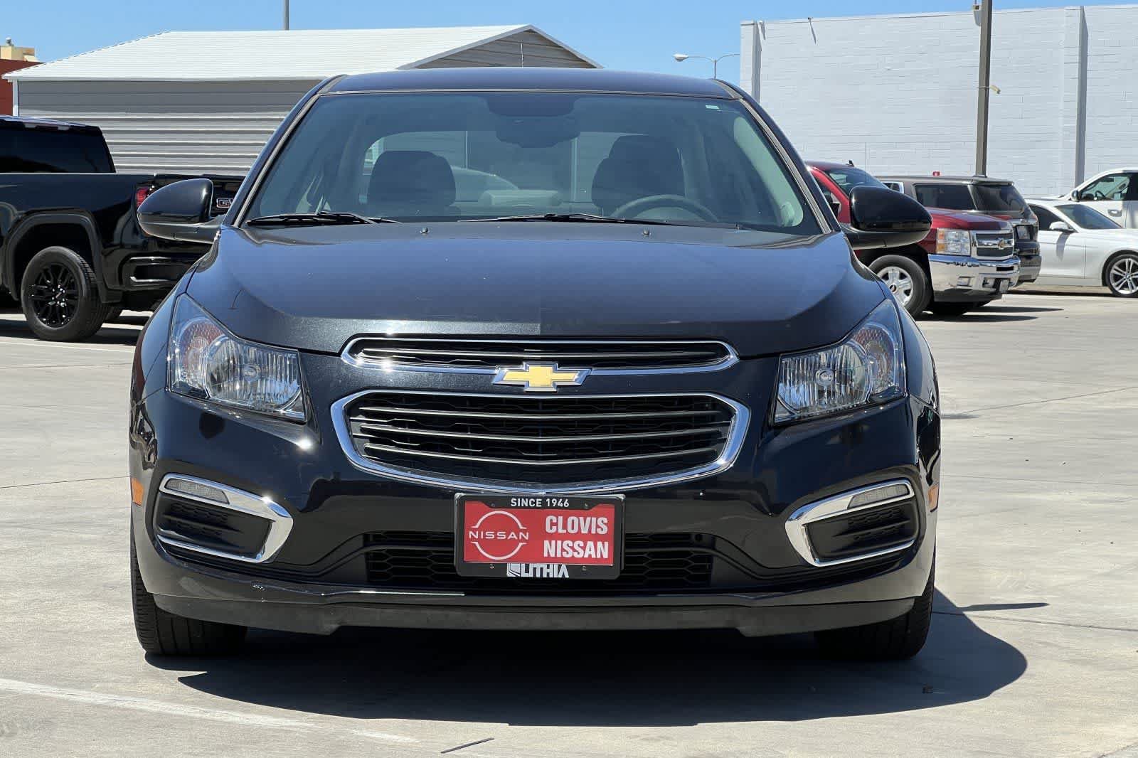 Used 2015 Chevrolet Cruze LT FWD image 11