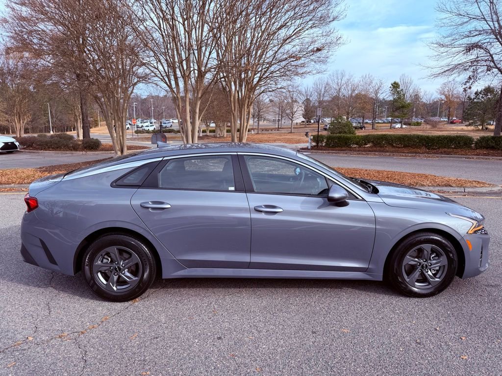 Used 2022 Kia K5 LX image 12