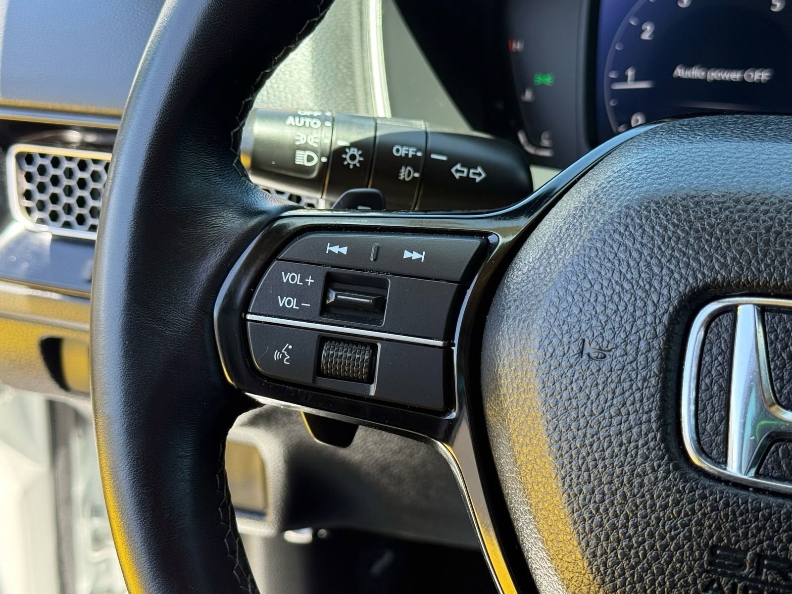 Certified 2024 Honda Civic Touring image 17