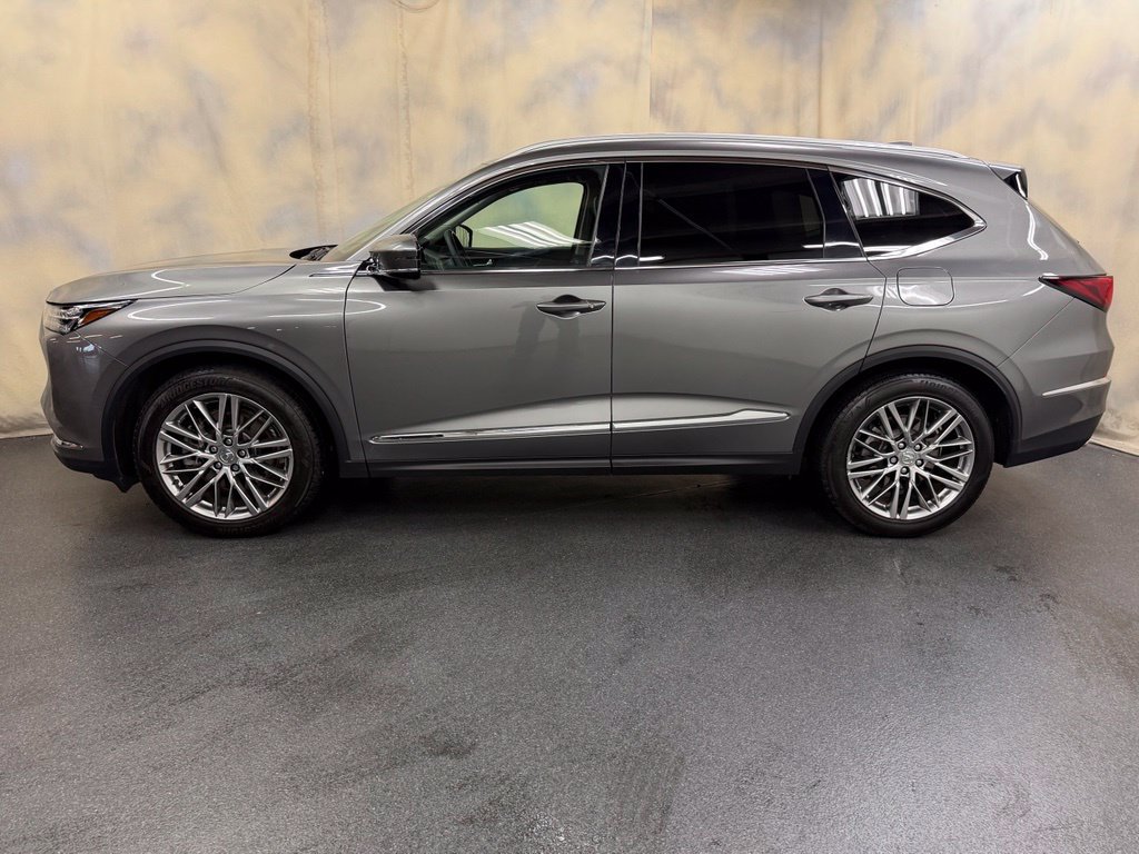 Used 2024 Acura MDX w/ Advance Package AWD/4WD image 3