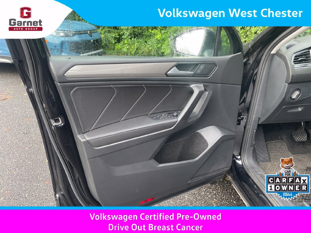 Used 2024 Volkswagen Tiguan SE AWD/4WD image 11