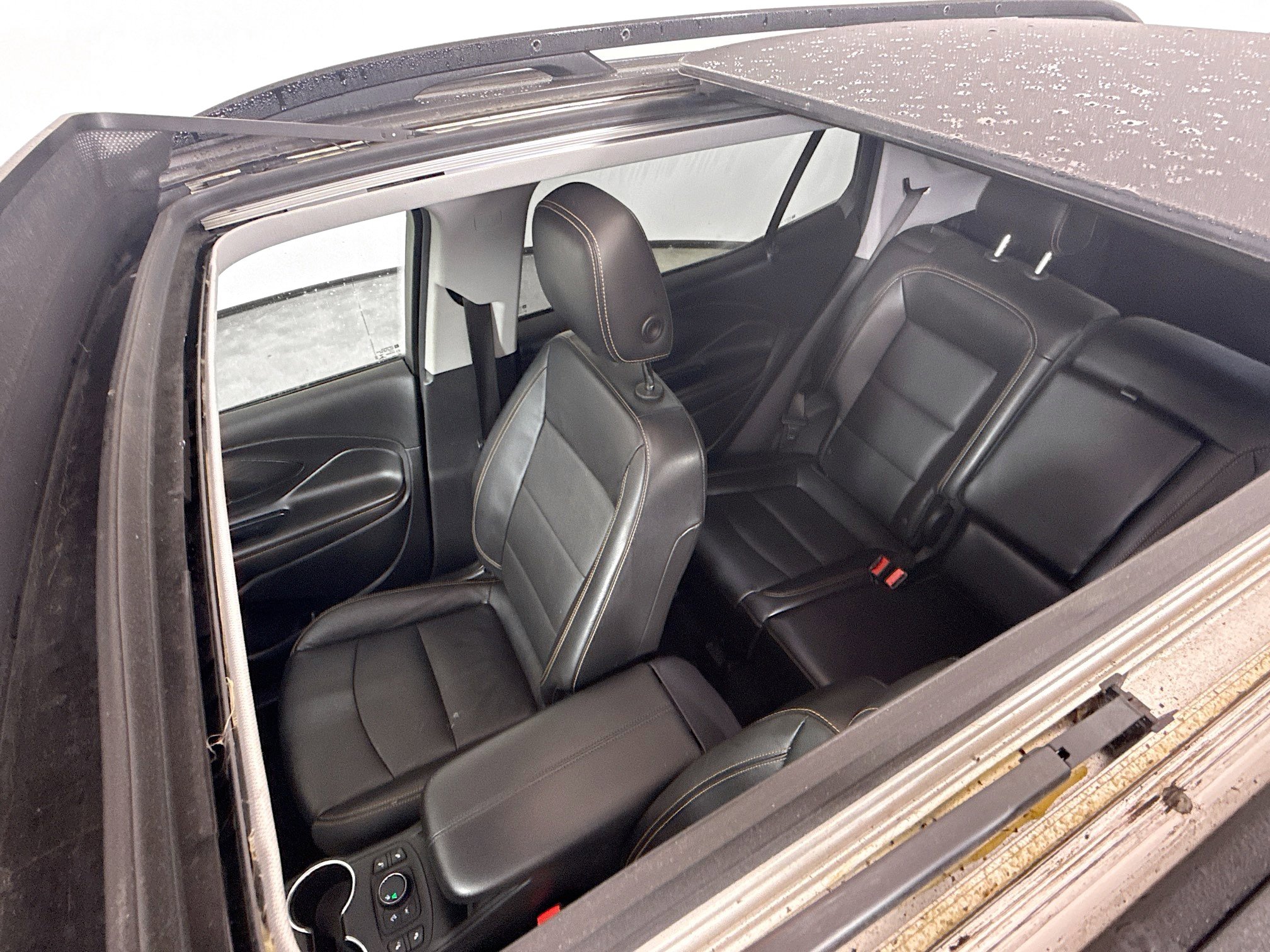 Used 2021 GMC Terrain SLT w/ Elevation Edition image 14