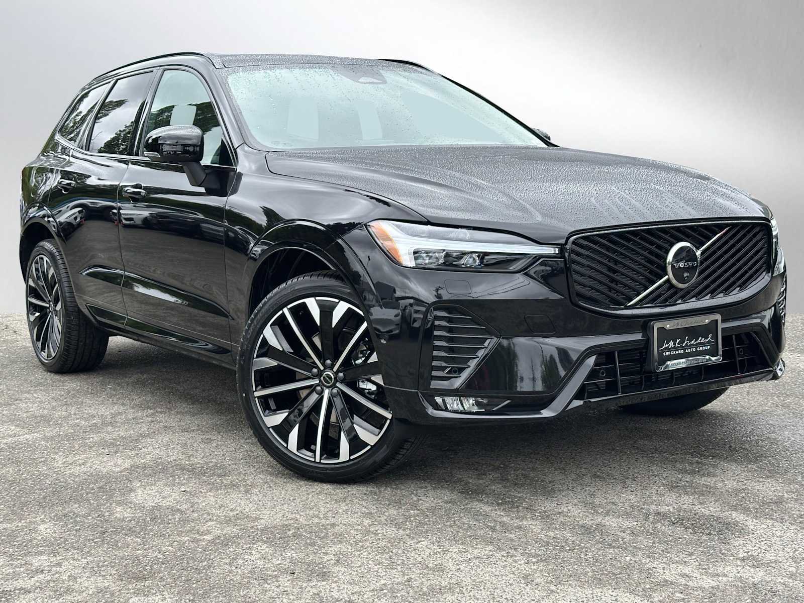 New 2026 Volvo XC60 B5 Ultra w/ Protection Package Premier image 1