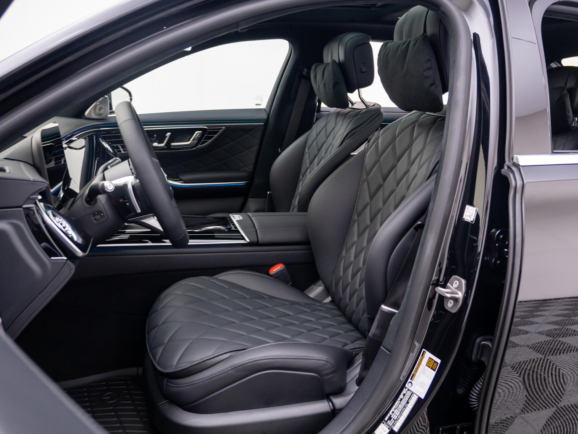 New 2027 Mercedes-Benz S 580 4MATIC Sedan image 16