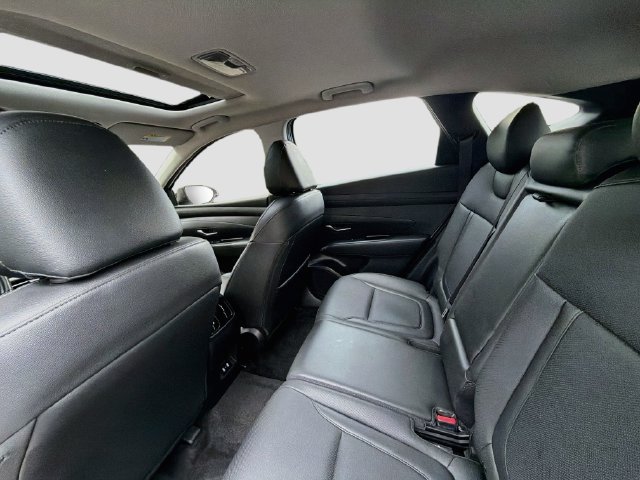 Used 2025 Hyundai Tucson SEL FWD image 24