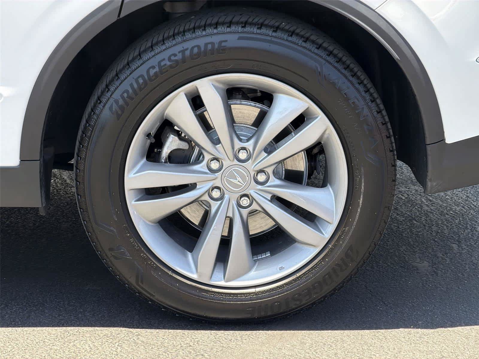 Certified 2025 Acura MDX SH-AWD image 9