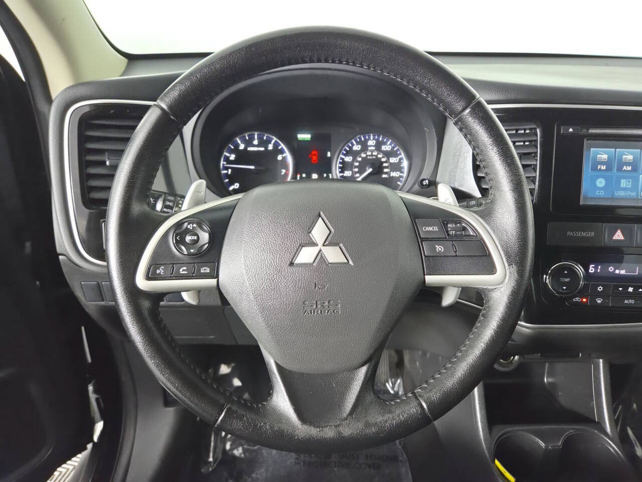 Used 2015 Mitsubishi Outlander GT AWD/4WD image 25