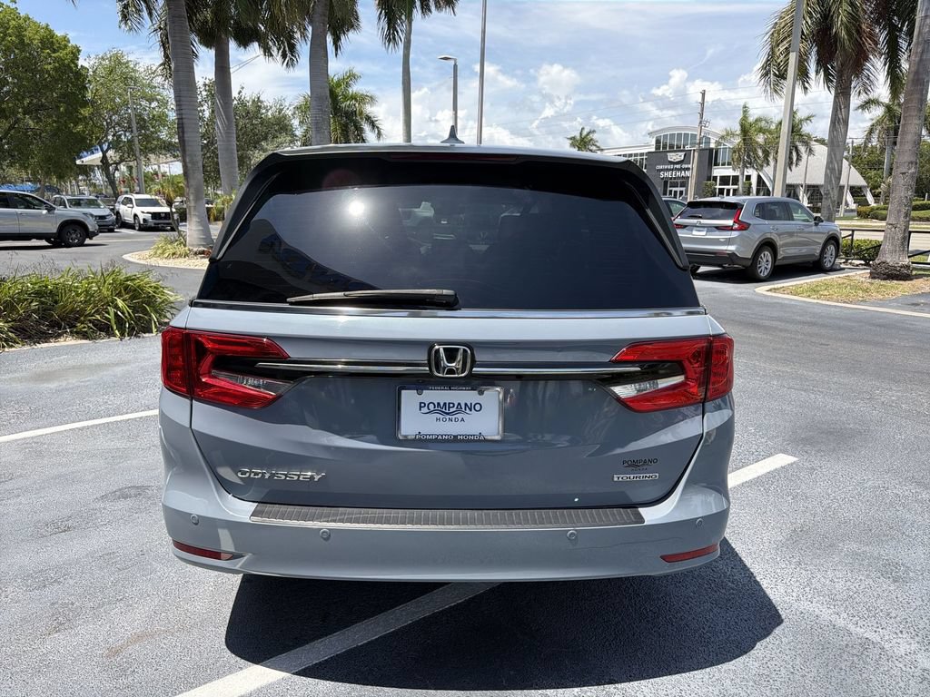Certified 2024 Honda Odyssey Touring image 7