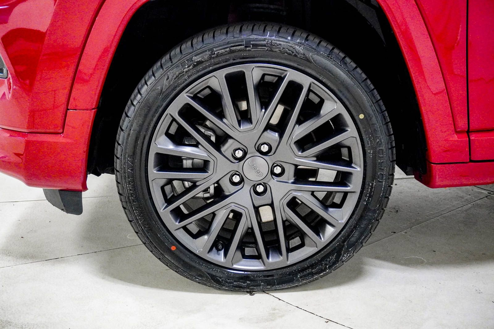 Used 2023 Jeep Compass High Altitude AWD/4WD image 13