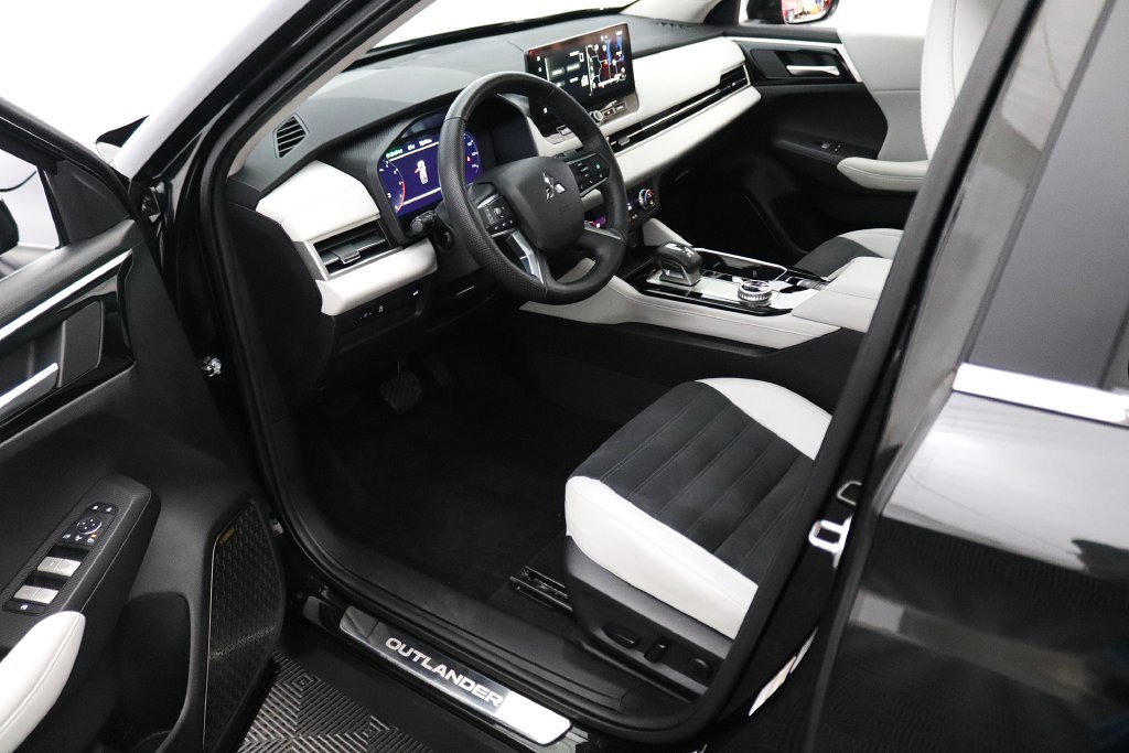 Used 2026 Mitsubishi Outlander SE AWD/4WD image 20