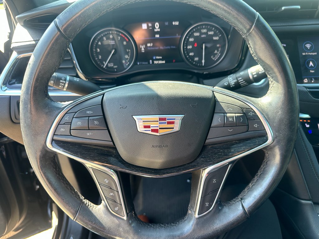Used 2021 Cadillac XT5 Premium Luxury FWD image 13