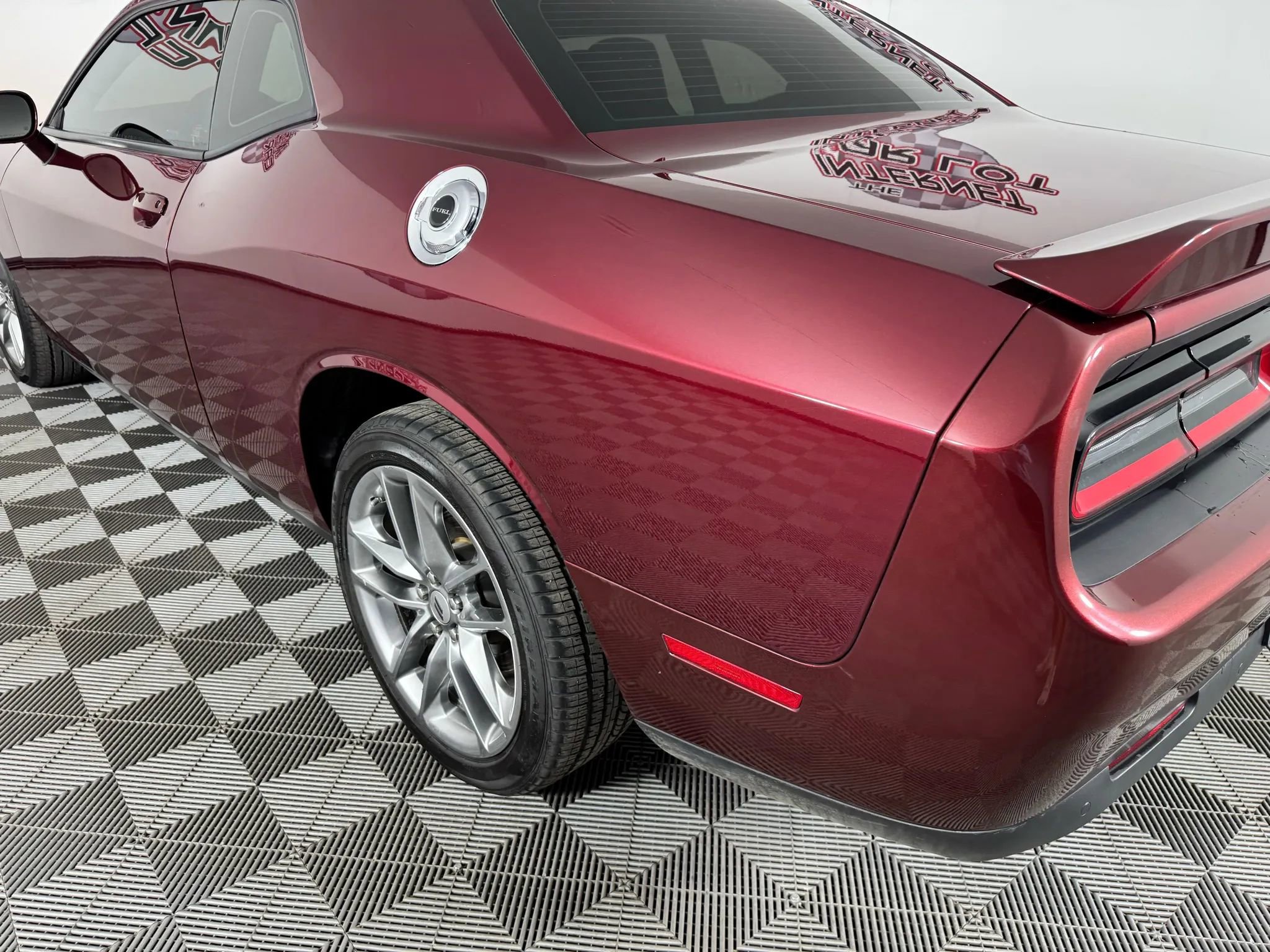 Used 2023 Dodge Challenger SXT w/ Plus Package image 25