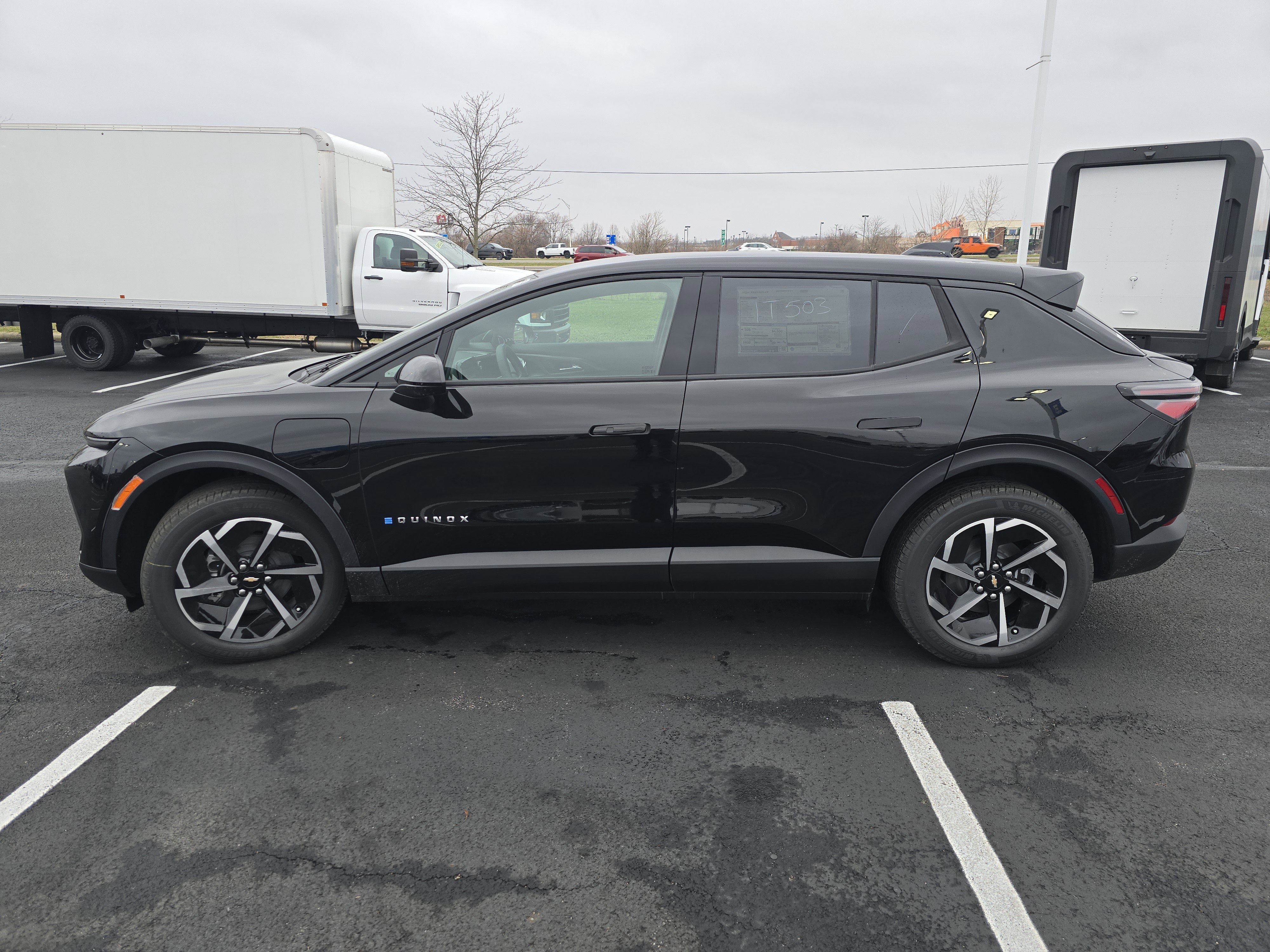 New 2026 Chevrolet Equinox EV LT image 13